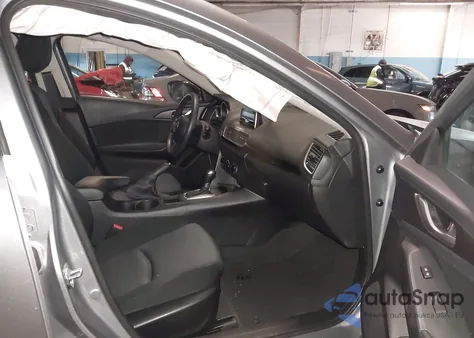 2014 Mazda Mazda3 I Sv z USA, uszkodzony, nr VIN JM1BM1T7XE1199622